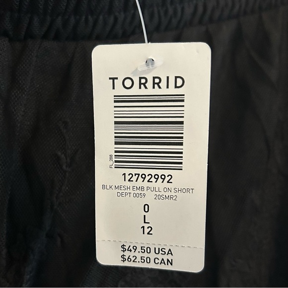 NEW TORRID 5 Inch Pull On Stretch Mesh Mid Rise Short Black Sz 0 or L Whimsygoth - Picture 9 of 12